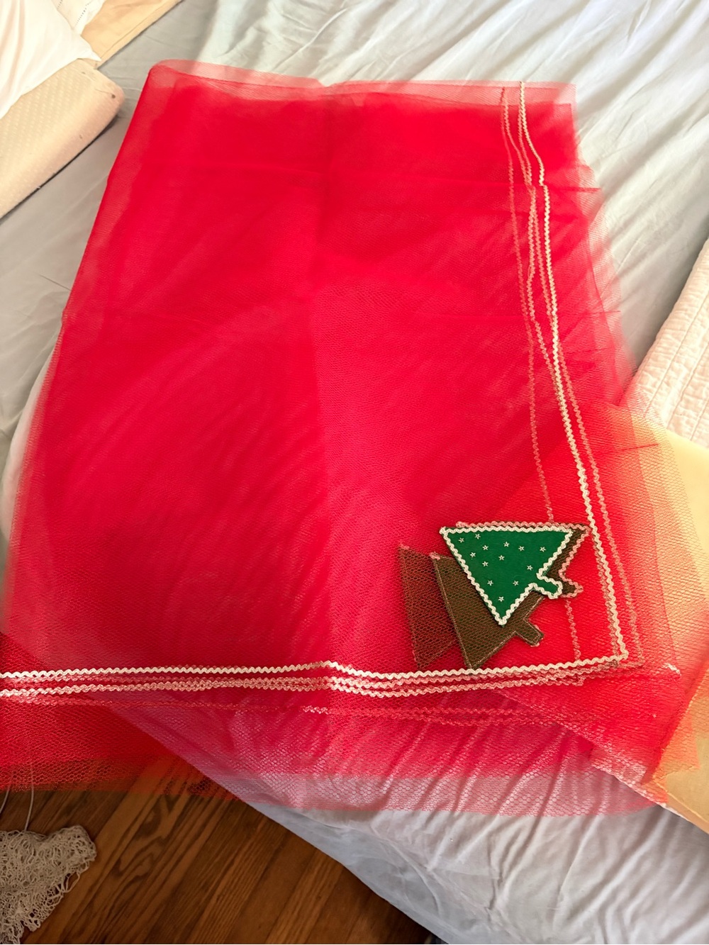 Vintage Hand Made Christmas Tulle Net Tablecloth Felt NIB 90x70
